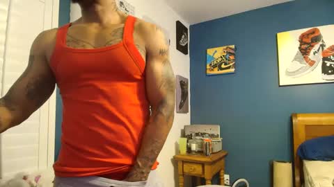 Snapshot of pcuddy3 chatting on 09-28-25, 05:02 Phenomenal online show from 09-28-25, 05:02