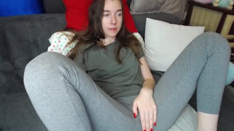 FOUNTAIN SQUIRT online show from 01-17-25, 01:46