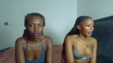 peach_ebonny online show from 06-19-26, 09:35
