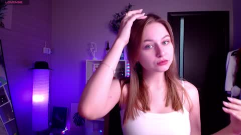 Sophie online show from 01-07-25, 04:18