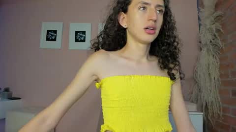 Snapshot of peach_tyron chatting on 01-17-25, 01:25 peach tyron online show from 01-17-25, 01:25