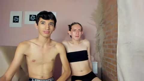 Snapshot of peach_tyron chatting on 03-07-25, 01:53 peach tyron online show from 03-07-25, 01:53