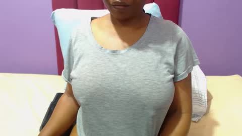 Snapshot of peachassxx chatting on 01-23-25, 06:28 peachy online show from 01-23-25, 06:28
