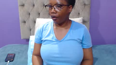 Snapshot of peachassxx chatting on 05-16-26, 06:10 peachy online show from 05-16-26, 06:10