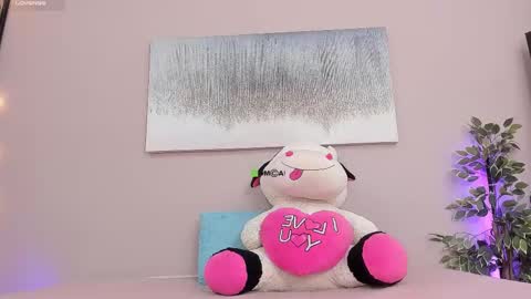 Briana online show from 10-30-25, 01:45