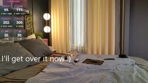 Snapshot of peachsavalanche chatting on 05-14-26, 09:21 Peach Avalanche online show from 05-14-26, 09:21