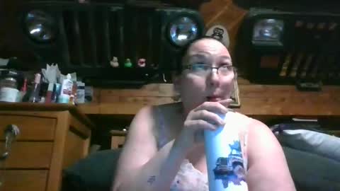 Snapshot of peachtree197 chatting on 03-04-26, 03:12 peachtree197 online show from 03-04-26, 03:12