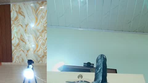 Snapshot of peachy__baby chatting on 06-13-26, 11:08 peachy__baby online show from 06-13-26, 11:08