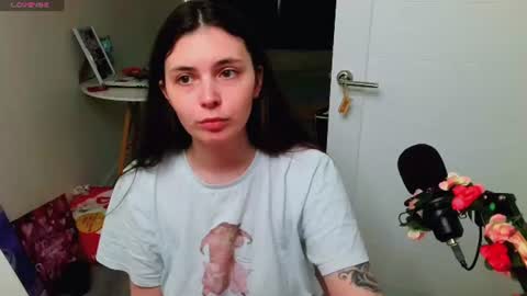 Snapshot of peachybabe__ chatting on 06-12-26, 05:23 Peachy online show from 06-12-26, 05:23