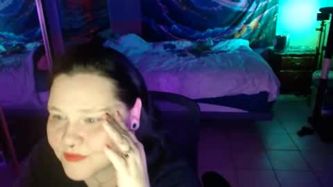 Peachy Nessa online show from 01-13-25, 03:34