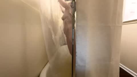 PeachyObsession online show from 03-29-26, 12:54