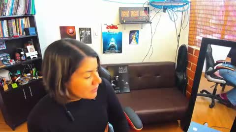 Tangerine Penaut online show from 01-12-25, 06:16