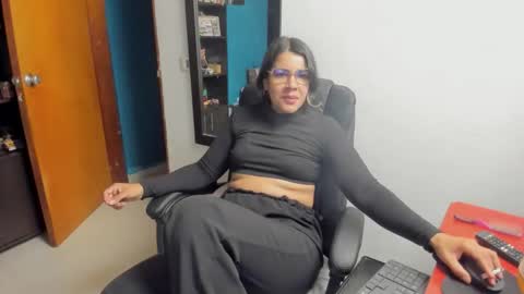 Tangerine Penaut online show from 01-11-26, 12:48