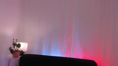 Snapshot of pear__moon chatting on 02-09-25, 07:49 LILLY online show from 02-09-25, 07:49