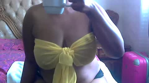 Snapshot of pearassmmm chatting on 02-13-25, 07:03 pearassmmm online show from 02-13-25, 07:03