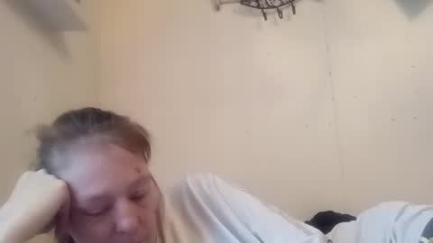 Snapshot of pearlmay629 chatting on 01-25-25, 08:10 Pearl May online show from 01-25-25, 08:10