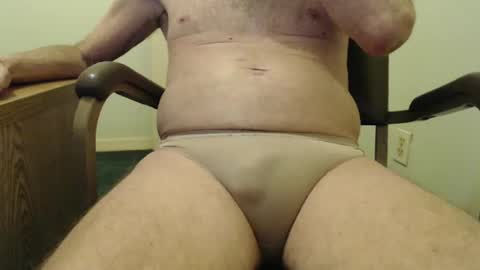 Snapshot of peavsters chatting on 02-14-25, 03:26 Alex online show from 02-14-25, 03:26