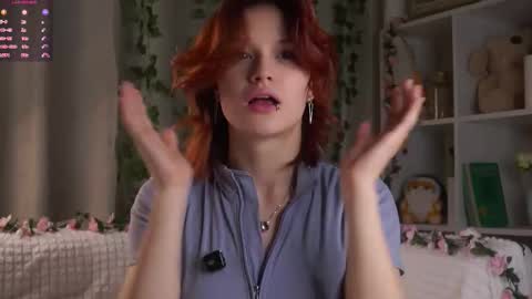 Lily online show from 11-23-25, 01:38