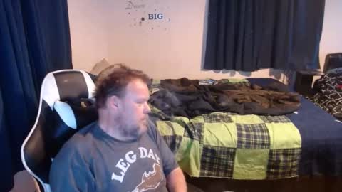 pecker40 online show from 12-22-24, 10:25