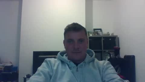 Snapshot of pedrok87 chatting on 04-12-26, 11:54 pedrok87 online show from 04-12-26, 11:54