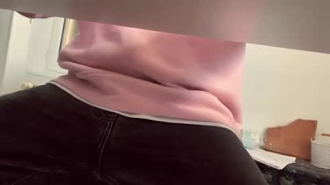 Snapshot of pedroserrano2000 chatting on 05-12-26, 08:00 PedrOO OO online show from 05-12-26, 08:00