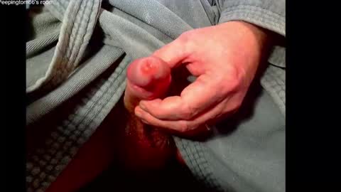 Snapshot of peepingtom66 chatting on 11-16-25, 03:17 peepingtom66 online show from 11-16-25, 03:17