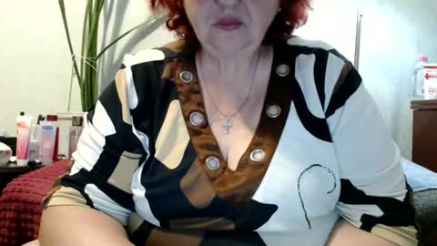 Snapshot of peggysoft chatting on 06-08-26, 07:36 PeggySoft online show from 06-08-26, 07:36
