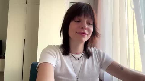 Lolly online show from 11-28-25, 09:56