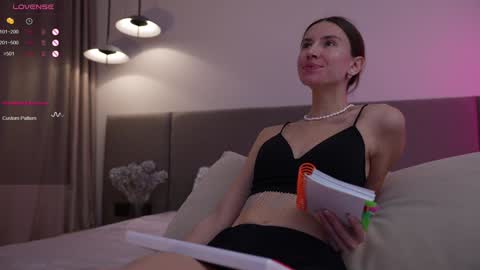 Pelagy Show time 2-10 pm Dubai time zone online show from 02-08-25, 02:16