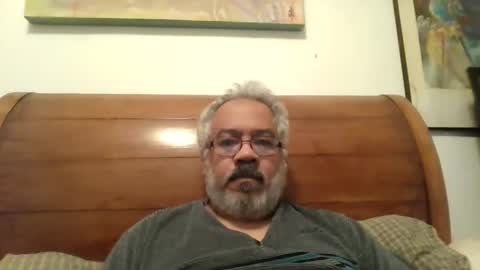 Snapshot of peleon68 chatting on 11-08-25, 11:43 peleon68 online show from 11-08-25, 11:43