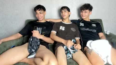 CAIN-19  ALLEN-18 RONALD-18 AUSTIN-18 MOD DANTE online show from 04-09-26, 02:22