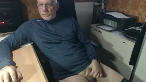 Pemue65 online show from 03-25-26, 08:09