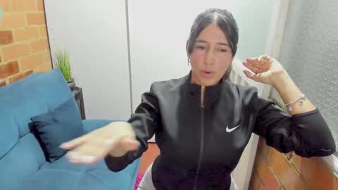 Penelope online show from 11-20-25, 08:08