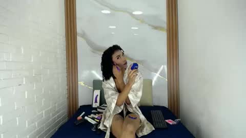 Penelopee Rouse online show from 09-10-25, 07:47