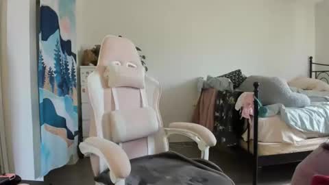 Snapshot of pennybabyy chatting on 05-06-26, 09:20 Penny Lane online show from 05-06-26, 09:20