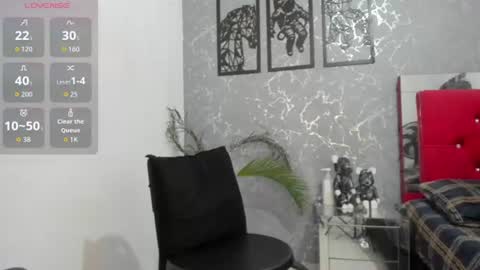Snapshot of pepe_joness chatting on 06-24-26, 02:49 Pepe jones online show from 06-24-26, 02:49