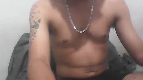 Snapshot of pepeher525 chatting on 07-11-26, 01:52 pepeher525 online show from 07-11-26, 01:52