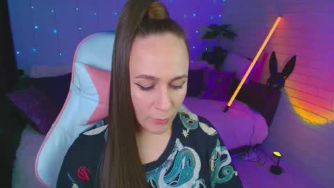 Dia  online show from 11-01-25, 11:18