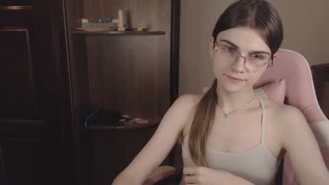 Snapshot of peralez_f chatting on 12-09-24, 11:03 Farida online show from 12-09-24, 11:03