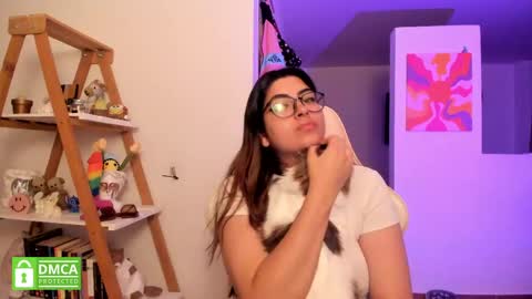 Sarah Ana Banana online show from 06-05-26, 01:34