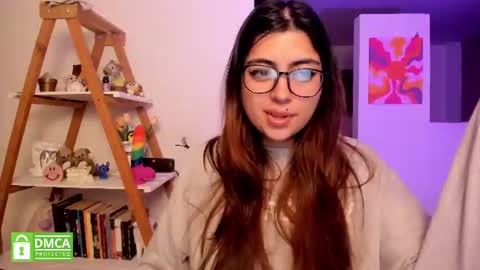 Sarah Ana Banana online show from 06-12-26, 12:31