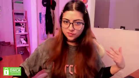 Sarah Ana Banana online show from 06-17-26, 11:45