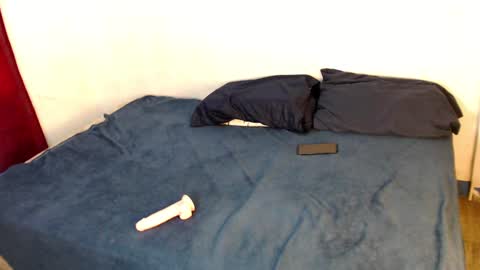 Snapshot of perfect_cum69 chatting on 12-27-24, 10:48 ronna babe online show from 12-27-24, 10:48