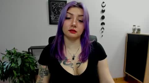 Snapshot of perfect_gabbie chatting on 12-29-24, 11:18 Gabbie online show from 12-29-24, 11:18