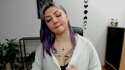 Snapshot of perfect_gabbie chatting on 01-30-25, 06:10 Gabbie online show from 01-30-25, 06:10