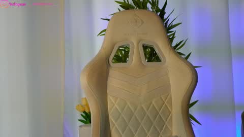 Dee online show from 03-01-25, 10:02