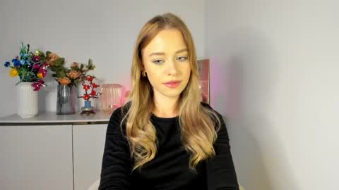 Snapshot of perfectxcindy chatting on 05-08-26, 04:29 Cindy online show from 05-08-26, 04:29