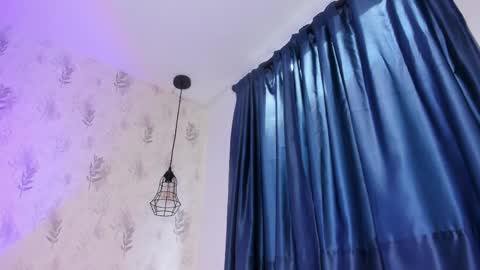 Perla online show from 04-06-26, 07:59