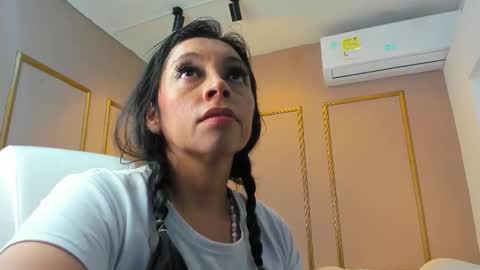 PerlaPreciosa online show from 11-16-25, 03:56