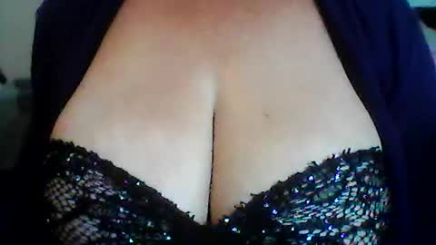 perlita070822 online show from 06-25-26, 05:12